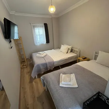 Hotel Lokal Ayvalik Guest *
