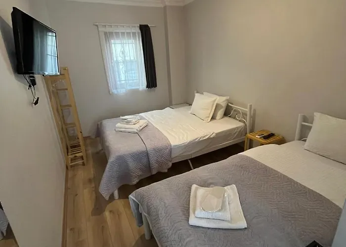 Hotel Lokal Ayvalik Guest *