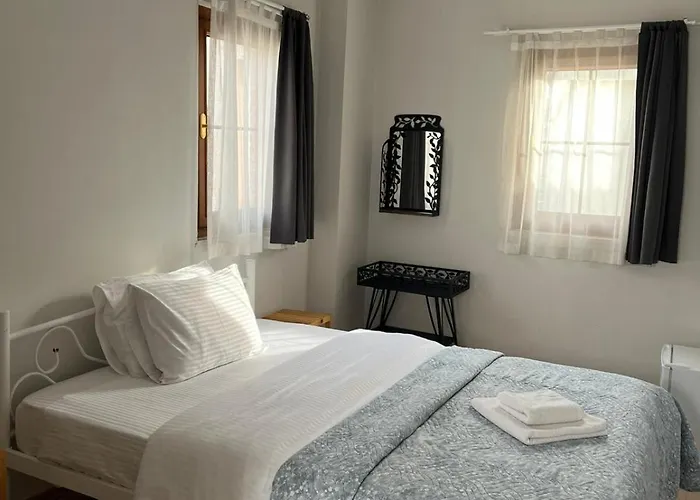 Lokal Ayvalik Guest Hotel *